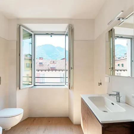 Lago Suites Como