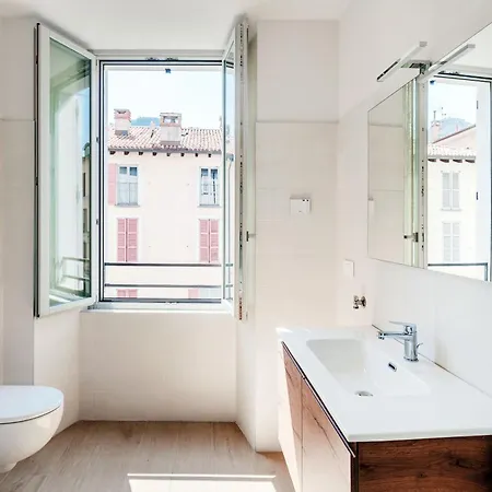 Lago Suites