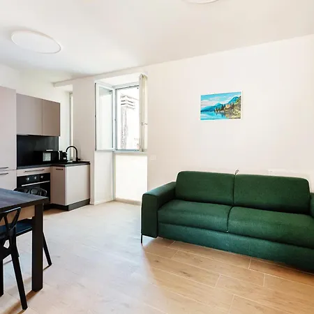 Lago Suites * Como